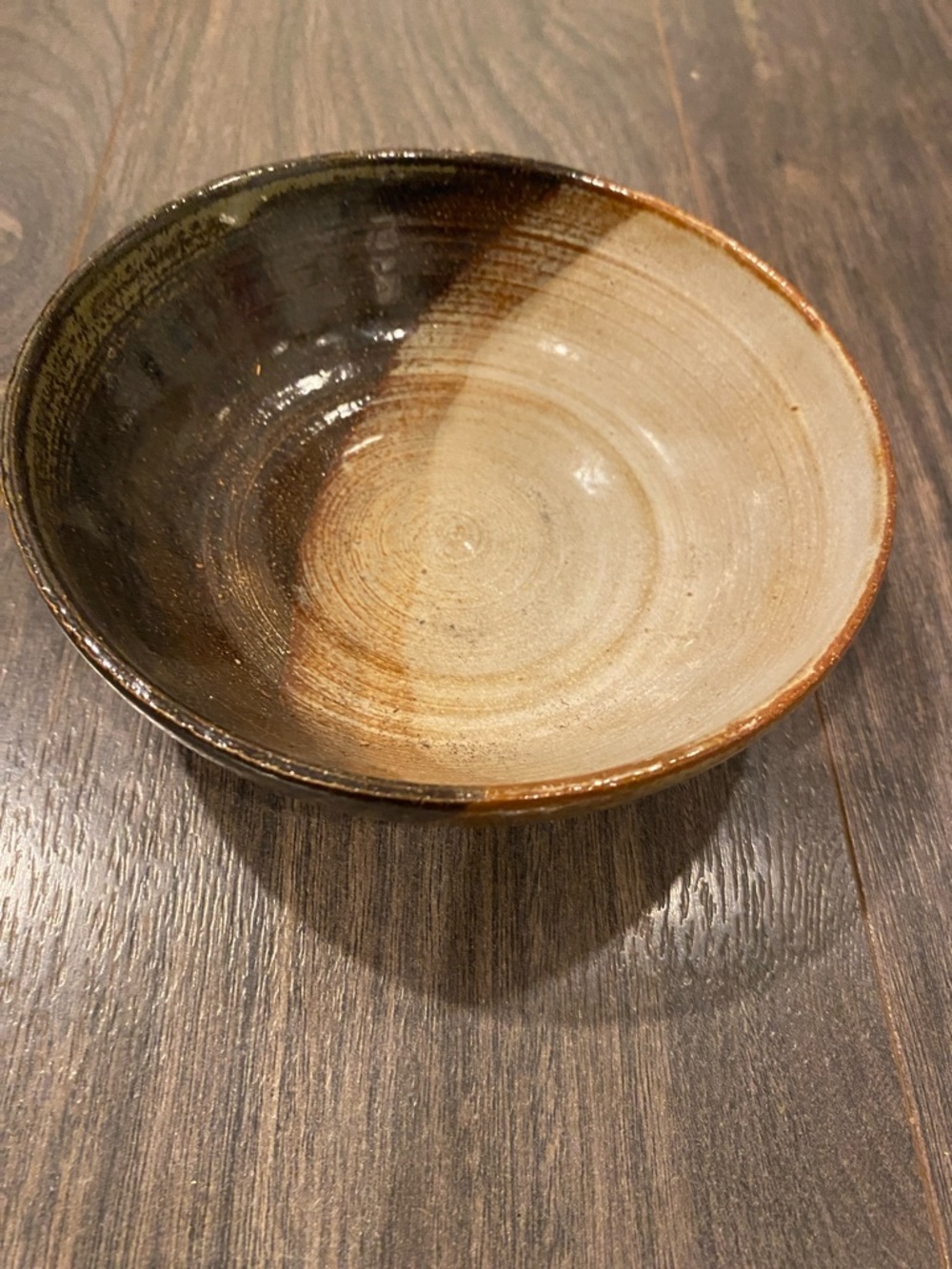 Two-Tone Ceramic Bowl in Brown and gray